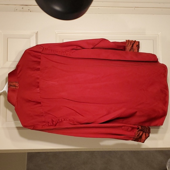 TM Exposure long sleeve button up. - Picture 2 of 3